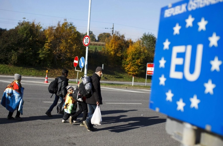 Бројот на баратели на азил во ЕУ во април зголемен за 34 отсто на годишно ниво
