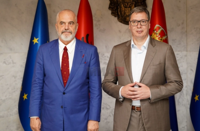 Вучиќ-Рама: Србите и Албанците може да соработуваат, да не се создаде Донбас на Косово!
